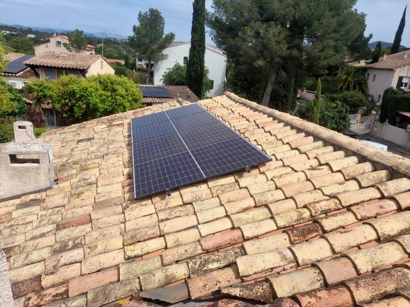 Installation de panneaux solaires à Fréjus Saint Raphael dans le Var - Edison Groupe