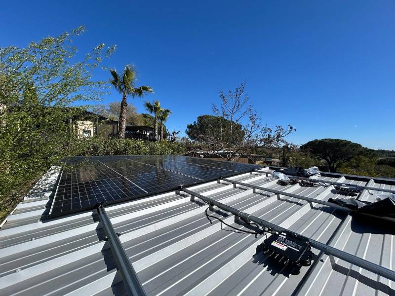 Installation photovoltaïque sur mobil-homes à Fréjus - EDISON GROUPE